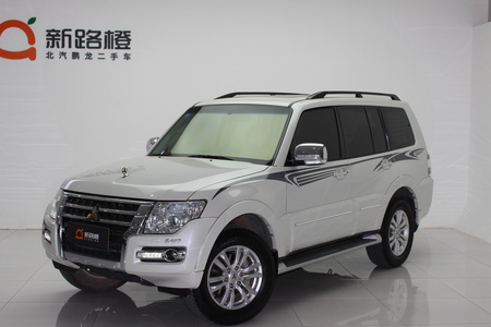滨州二手三菱帕杰罗 2018款 帕杰罗97 GLS3.8L 五门中东版 天窗自动